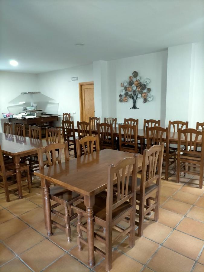 Aliaga Albergue Santa Barbara المظهر الخارجي الصورة