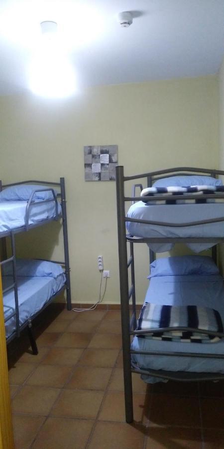 Aliaga Albergue Santa Barbara المظهر الخارجي الصورة
